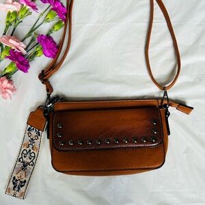 Sam & Hadley crossbody vegan leather. Brown. Women's Bag